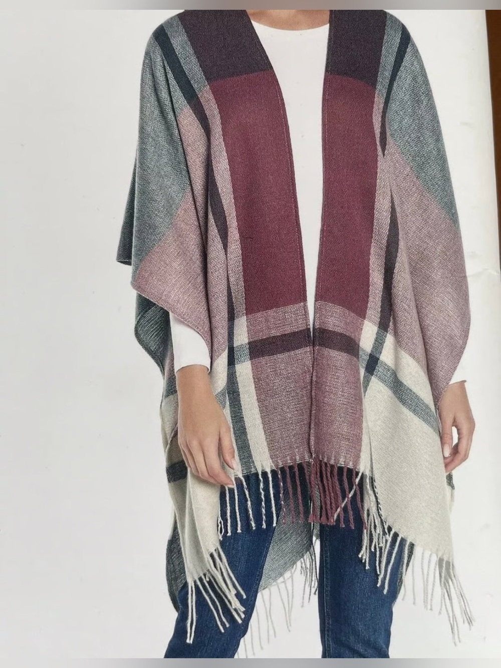 THREE DOTS Cashmere Blend Plaid Fringe Wrap Poncho Shawl cozy loungewear